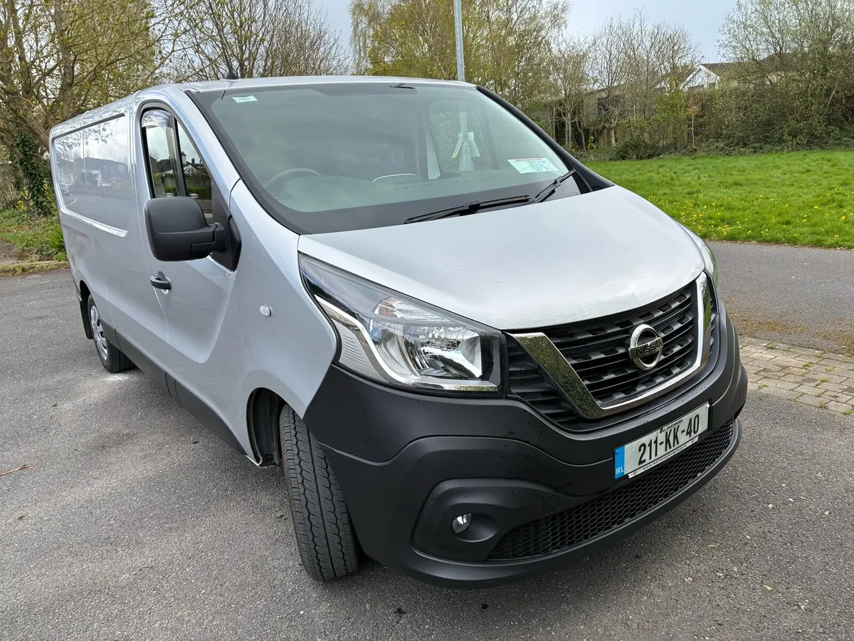 Nissan NV 300 LWB SV1300 - Image 3