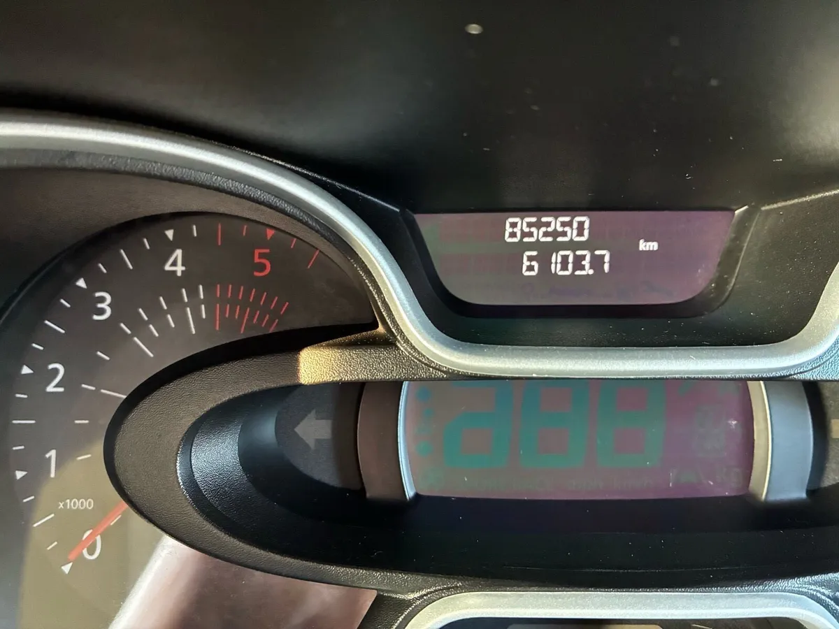 Nissan NV 300 LWB SV1300 - Image 2