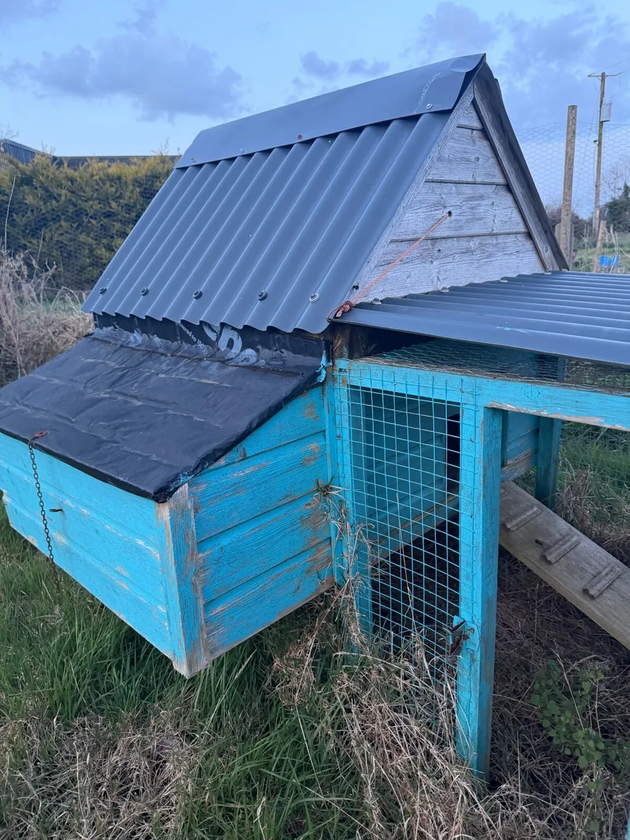 Chicken house - Image 1