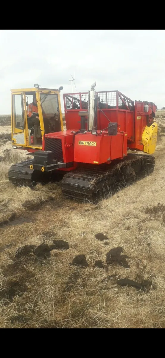 WANTED SELFPROPELLED TURF HOPPER - Image 4