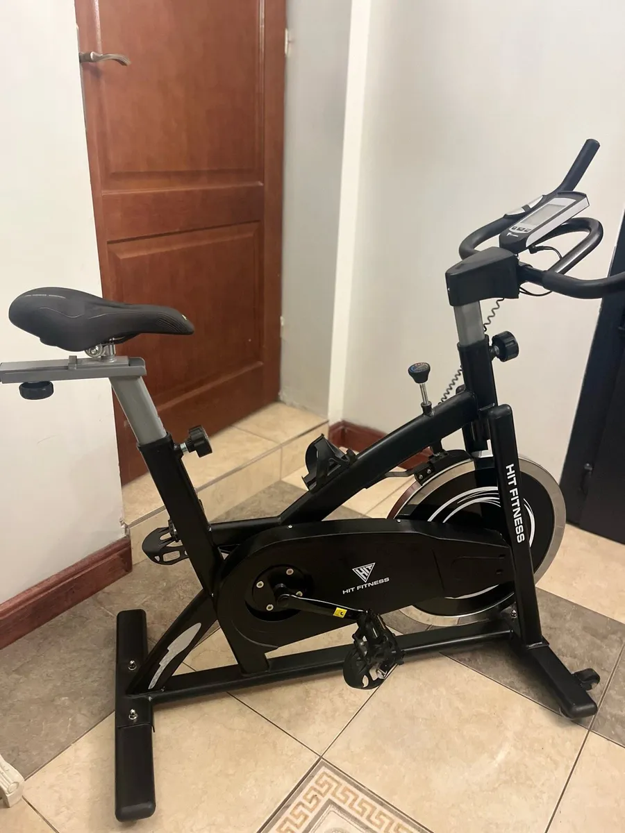 Exercise bike - Image 1