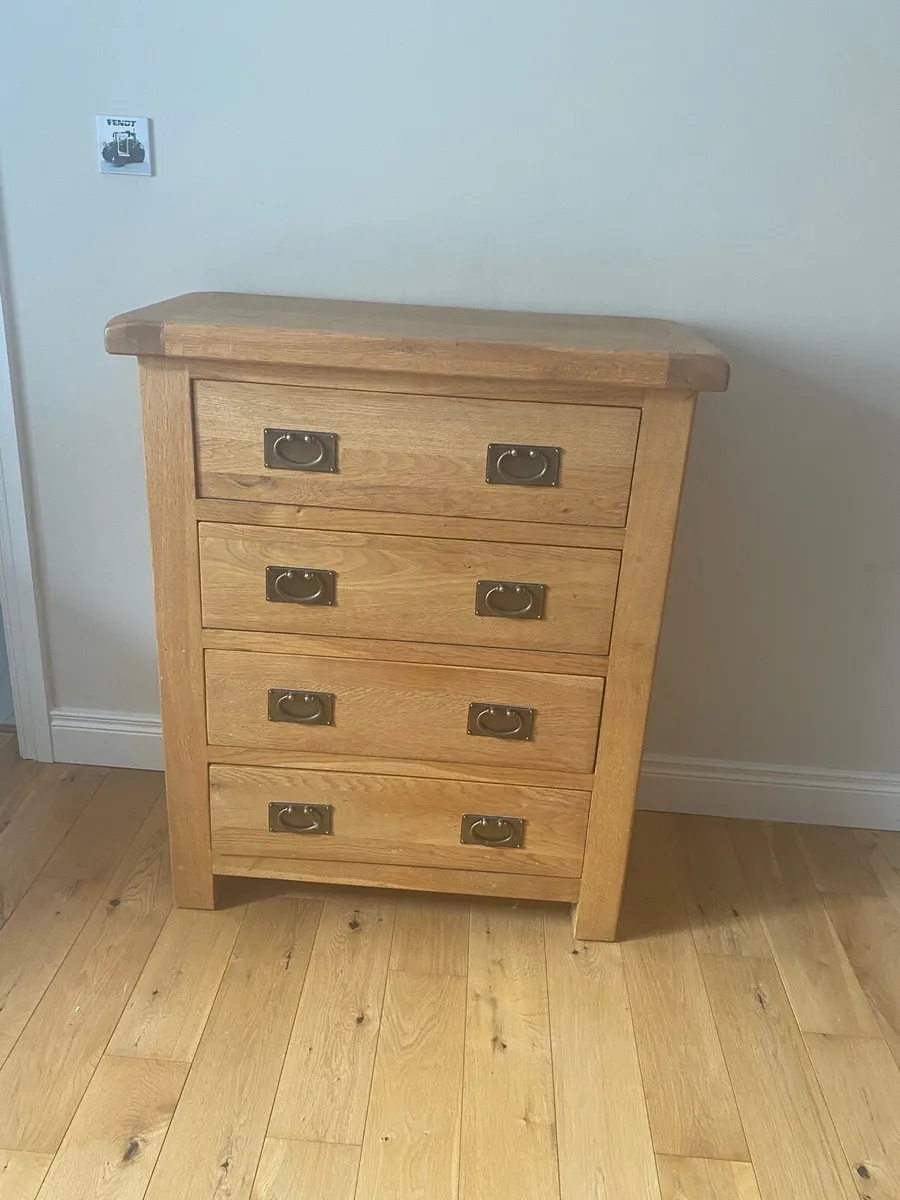 Kingston Oak Chest of Drawers - Image 1