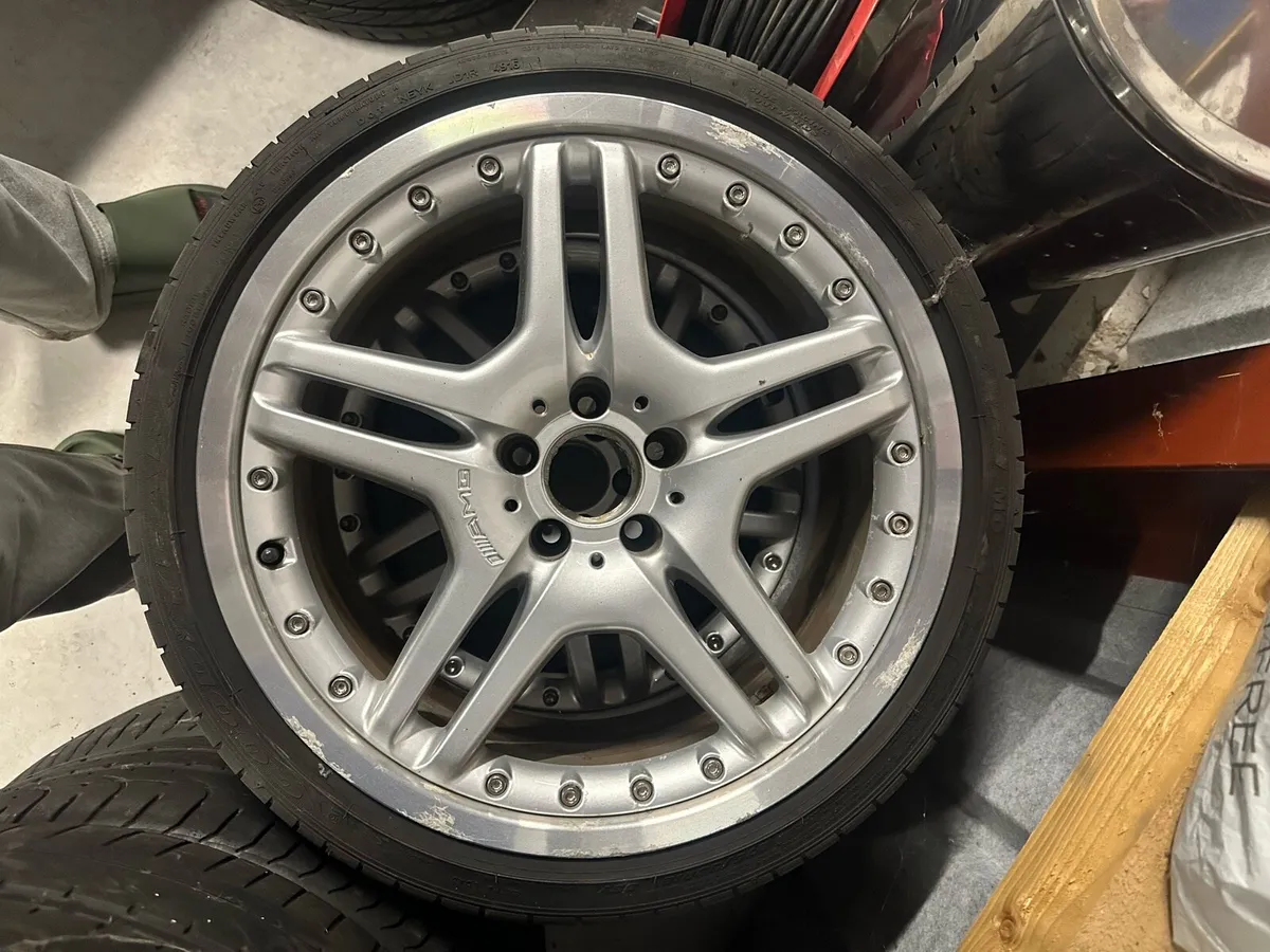 AMG SL55 Alloy Wheels & Goodyear Eagle Tyres - Image 3