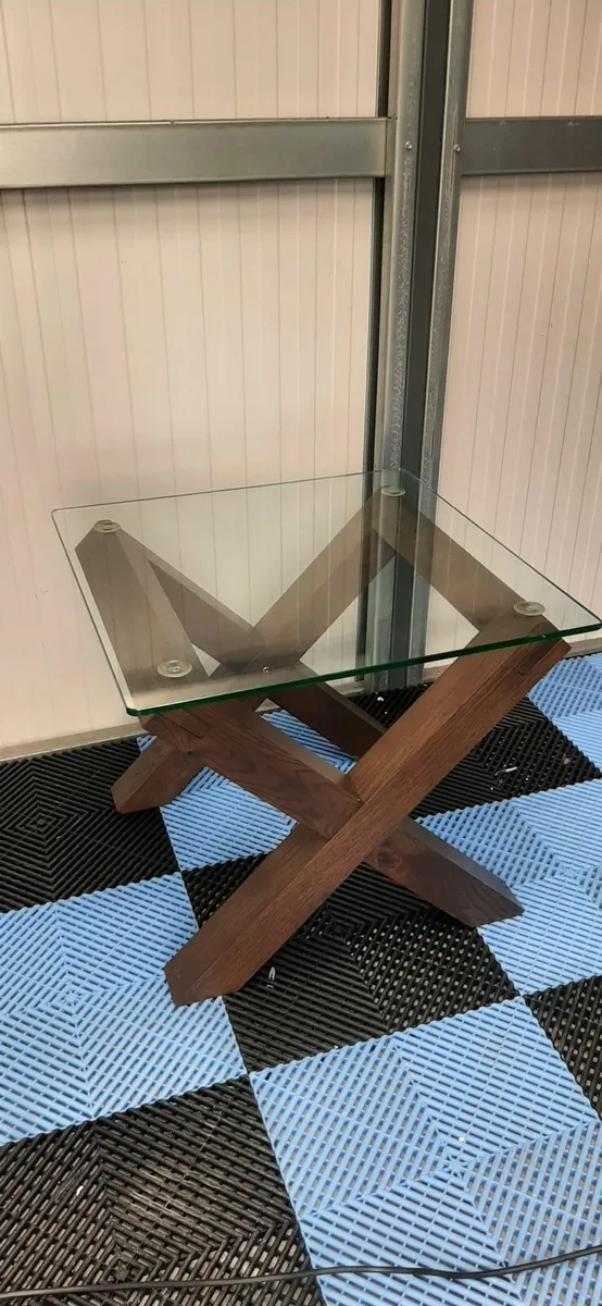 Glass top table - Image 2