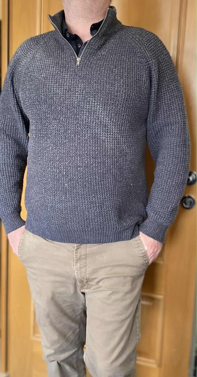 Next mens Sweater size XL - Image 1