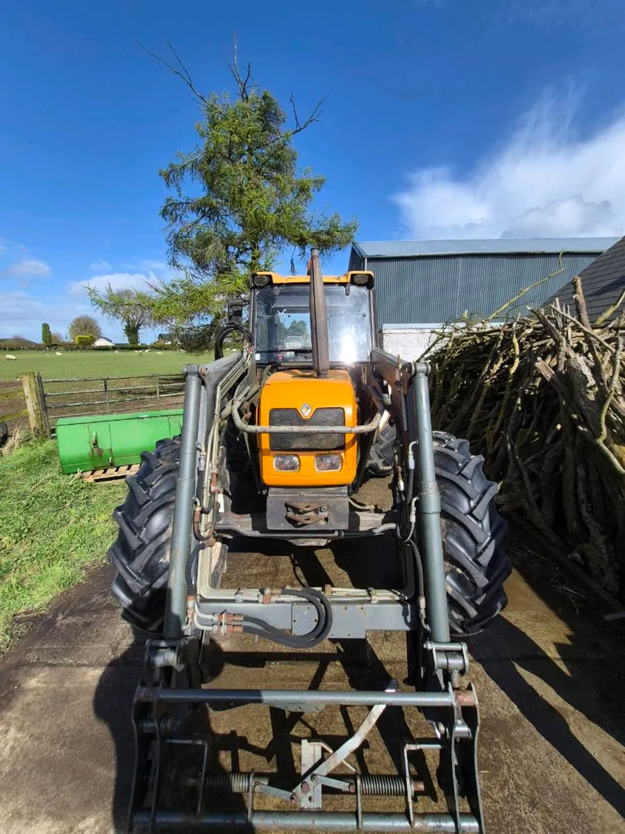 Renault Pales 240 - Image 2