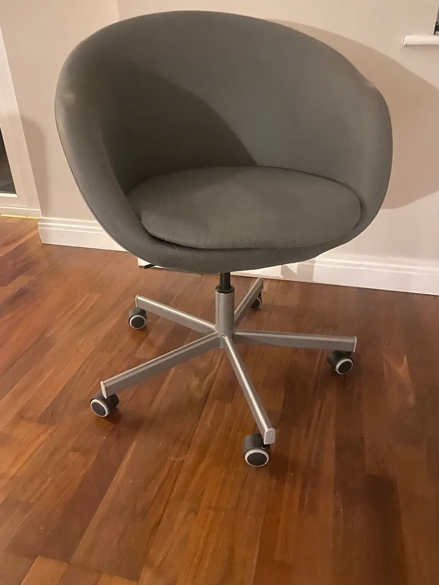Free Office Chair - Image 3