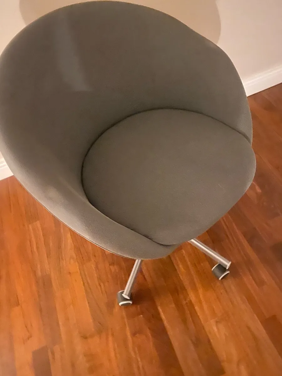 Free Office Chair - Image 4