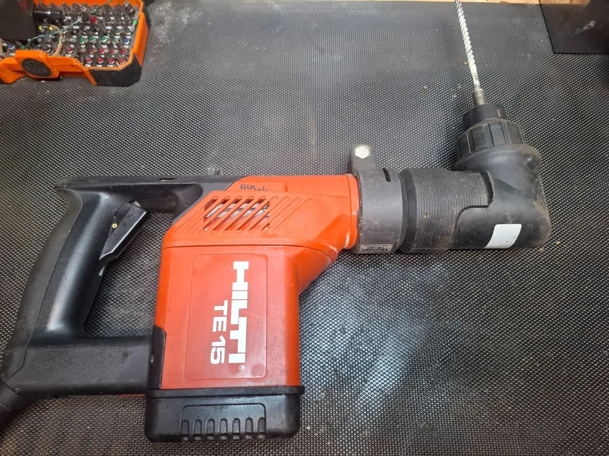 Hilti angular chuck   te15  te14 - Image 1