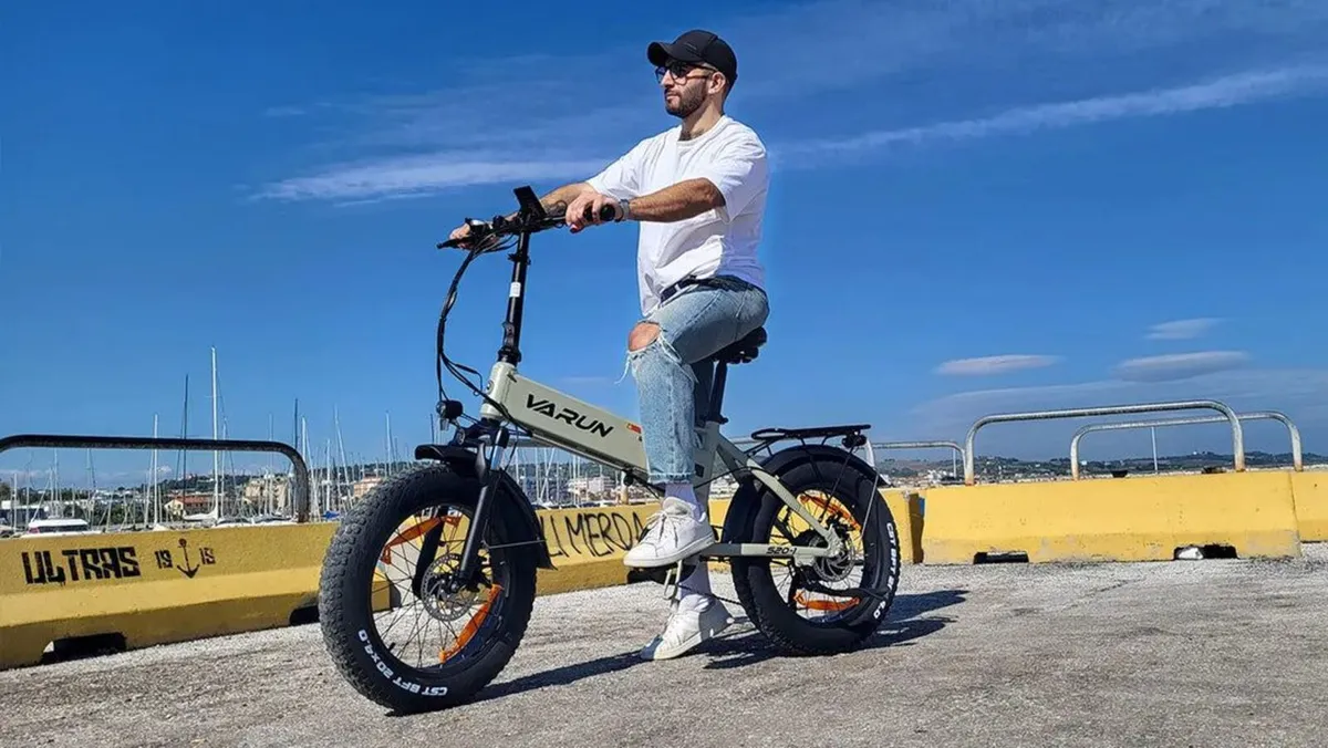 VARUN S20-1 Folding Electric Bike - Image 1