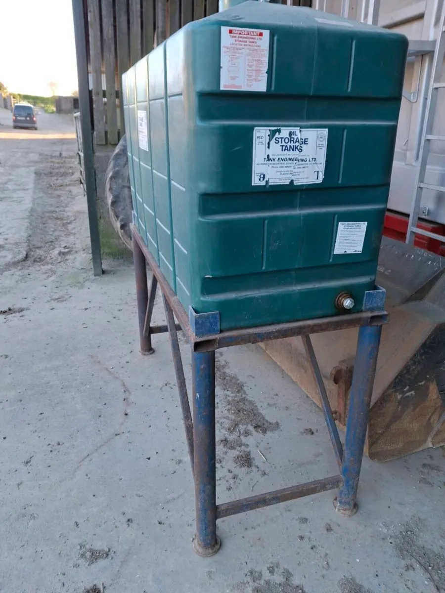 Rabbe  Steel dept wheels  and oil tanks and stand - Image 4