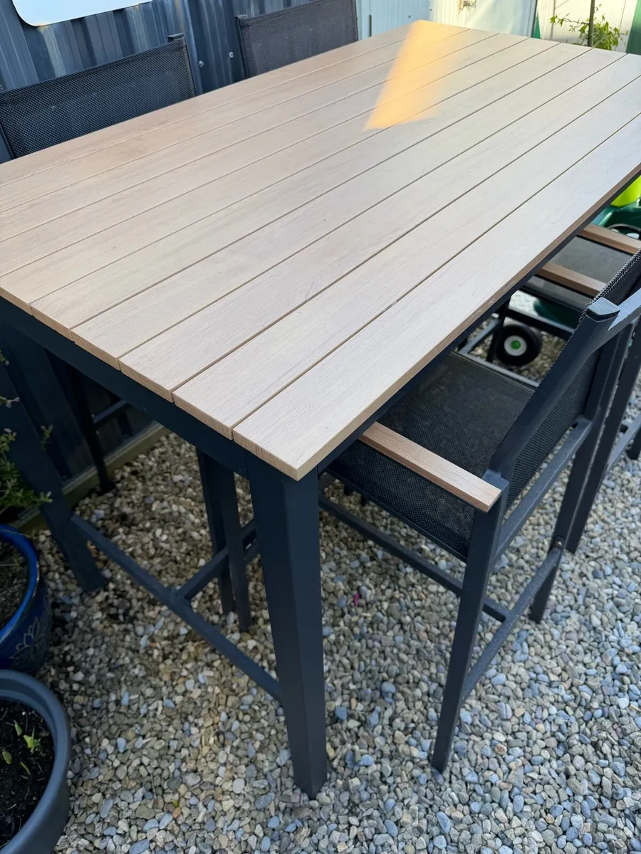 Outside Metal Table and chairs - Image 2