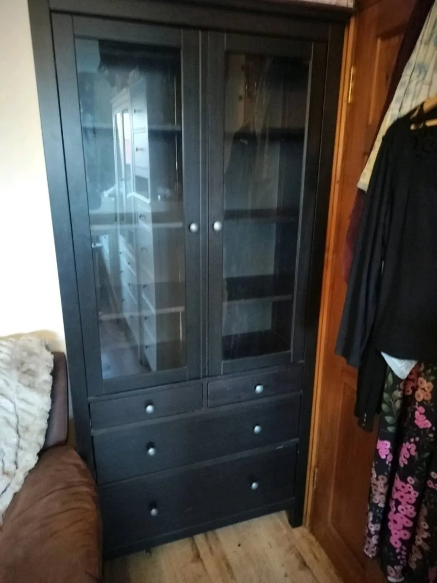Hemnes glass cabinet - Image 1