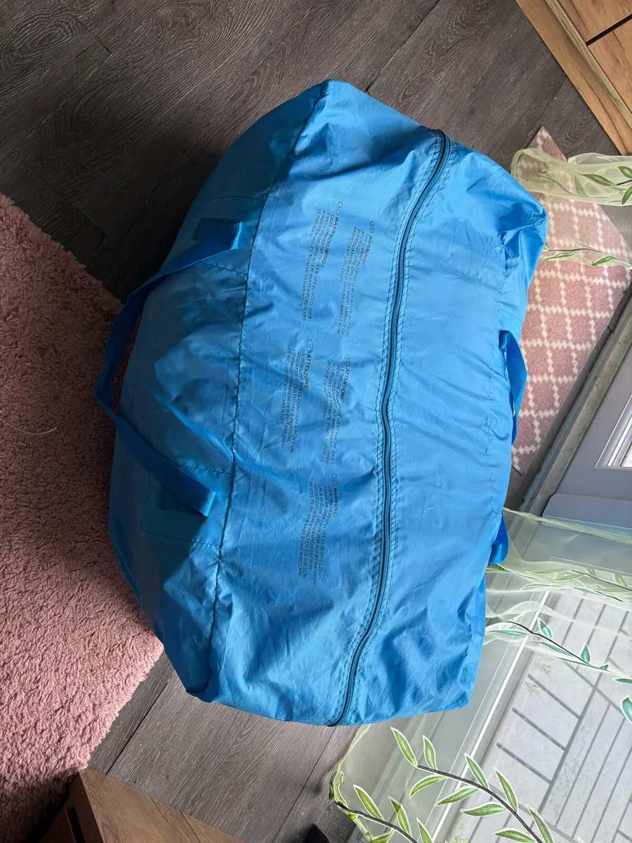 Happy Hop Princess Bouncy Castle - Image 3