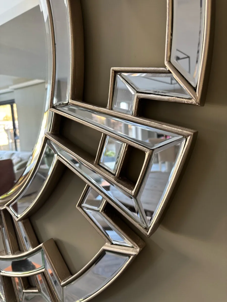 Round Art Deco Mirror - Image 3