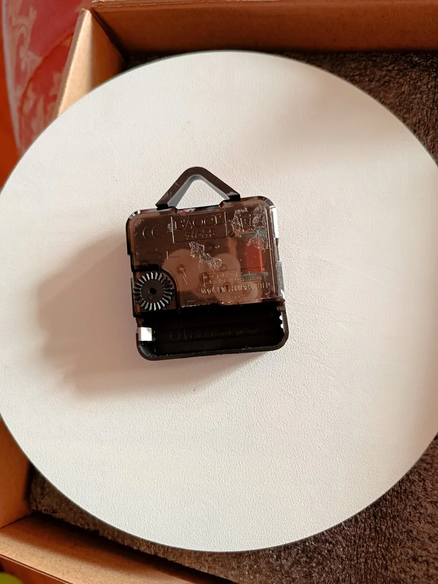 Tractor Clock - Image 3