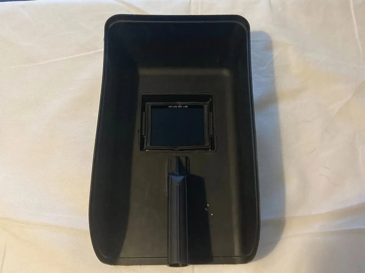 Draper Handheld Welding Mask – Clean, Fully Functi - Image 3