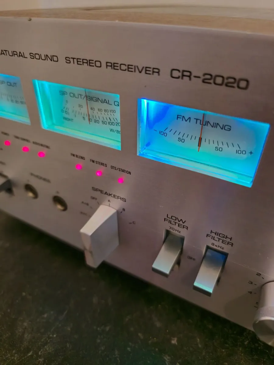Hi-End TOP CLASS VINTAGE YAMAHA CR-2020 RECIVIER - Image 3