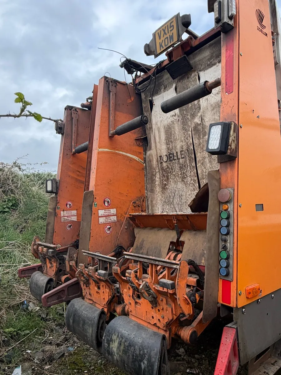 Dennis 70/30 Bin lorry - Refuse Truck - Image 3