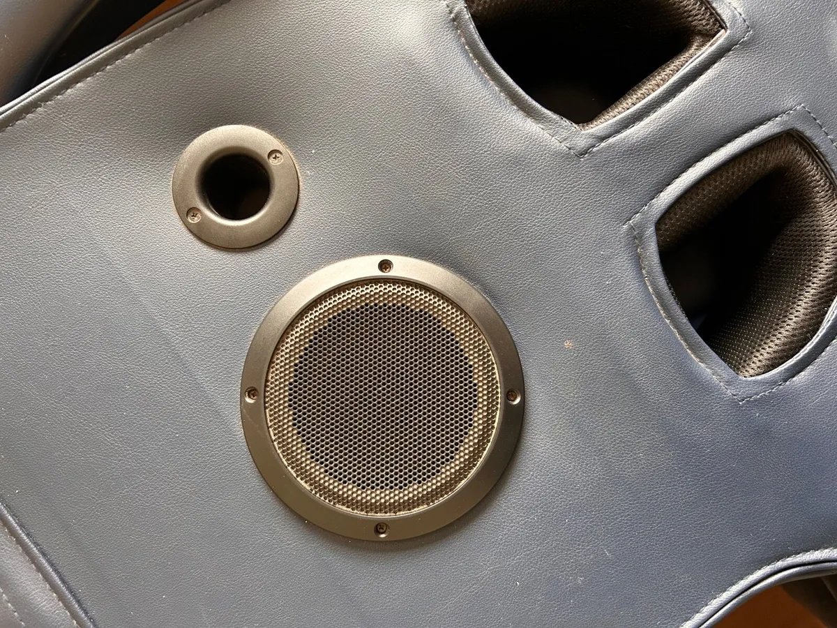 Gaming chair - Image 3