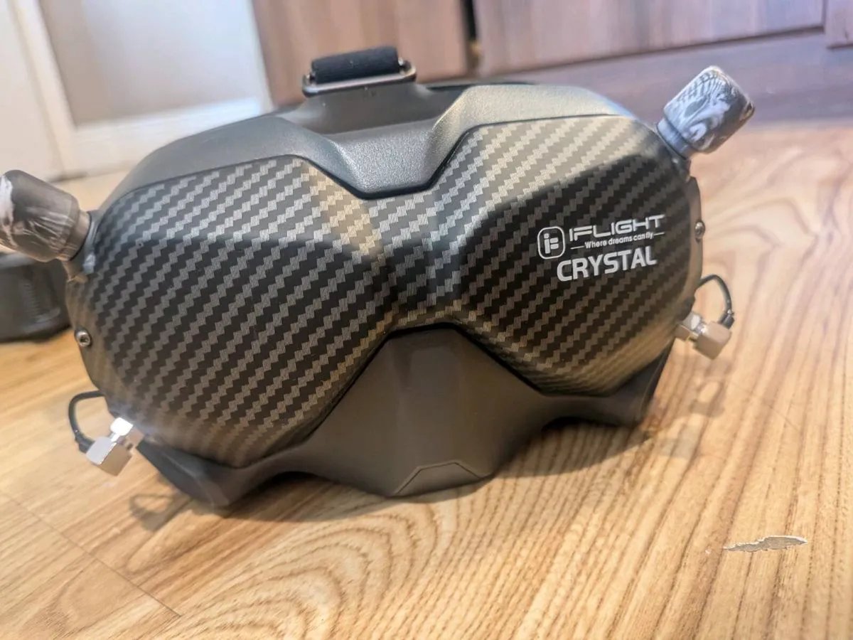 DJI FPV FLY MORE COMBO - Image 4