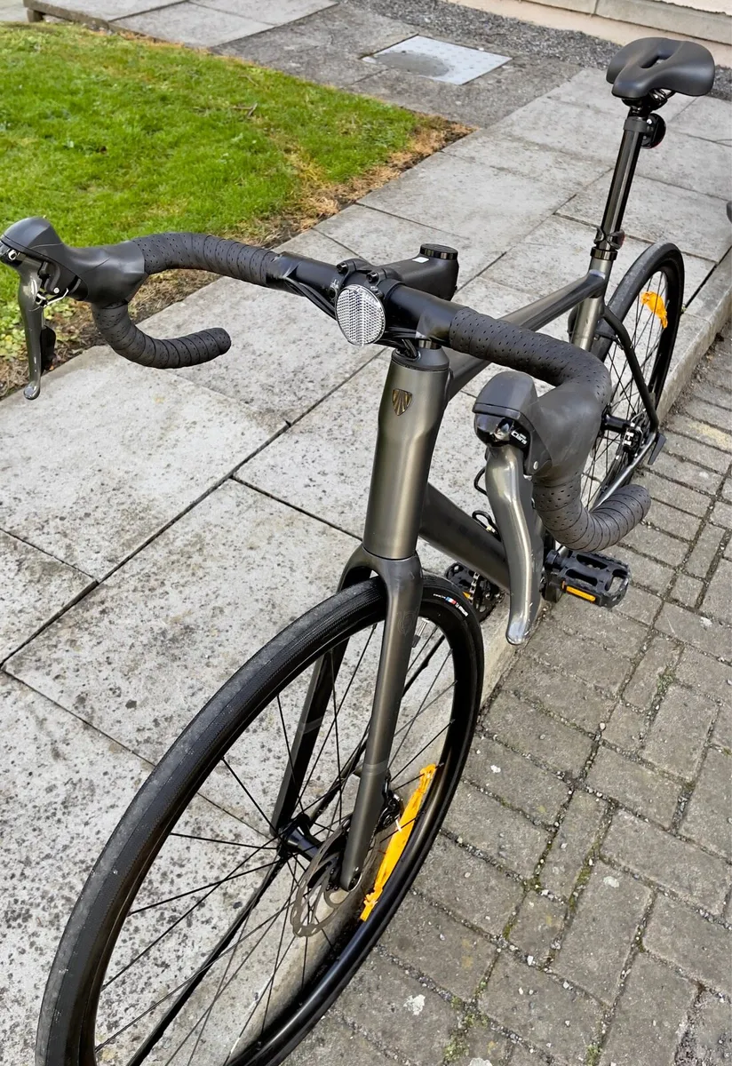 Trek Domane AL 2 gen 4 - Size 58 (XL) - Like New! - Image 4