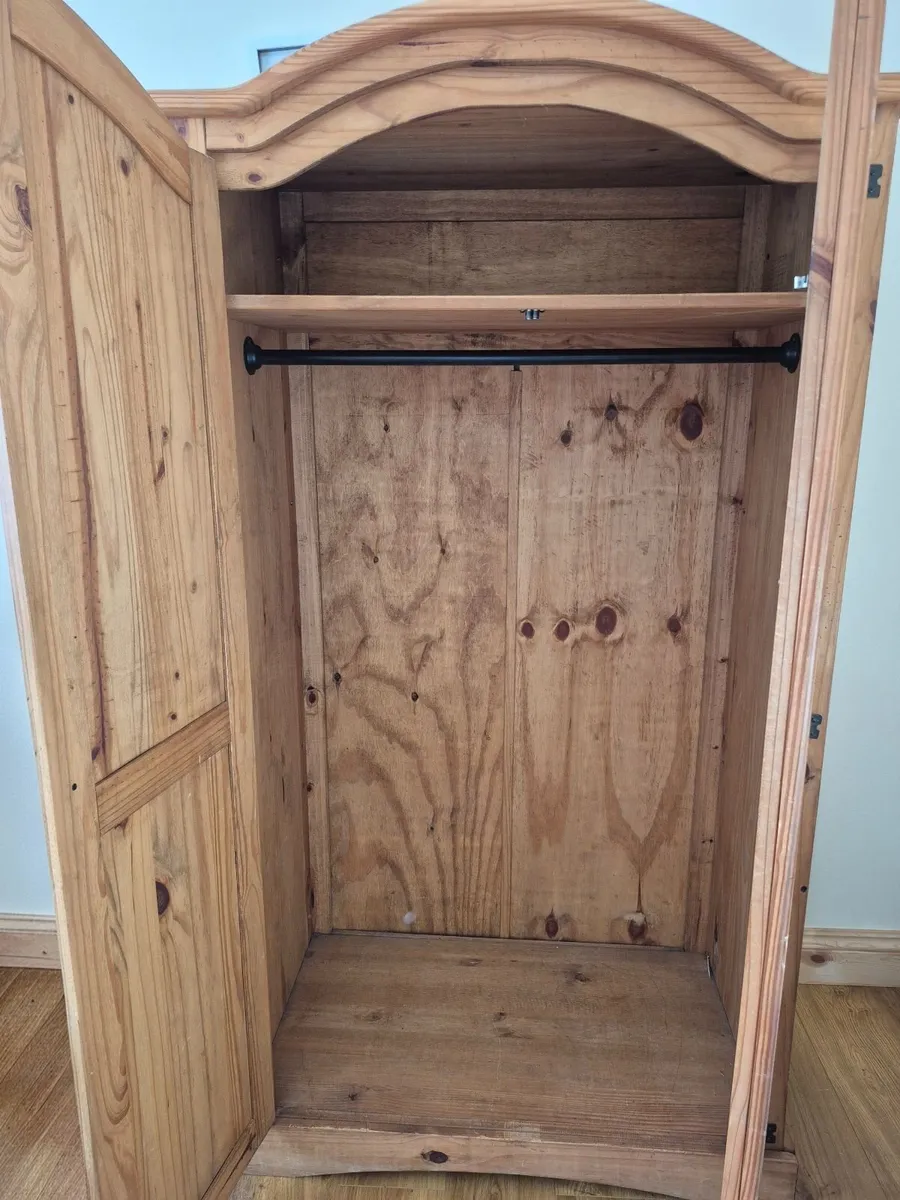 Wardrobe - Image 2