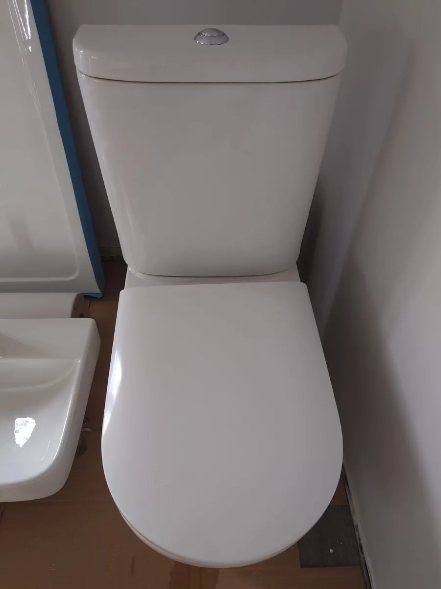 Toilets – Never Used (2 Available) - Image 1