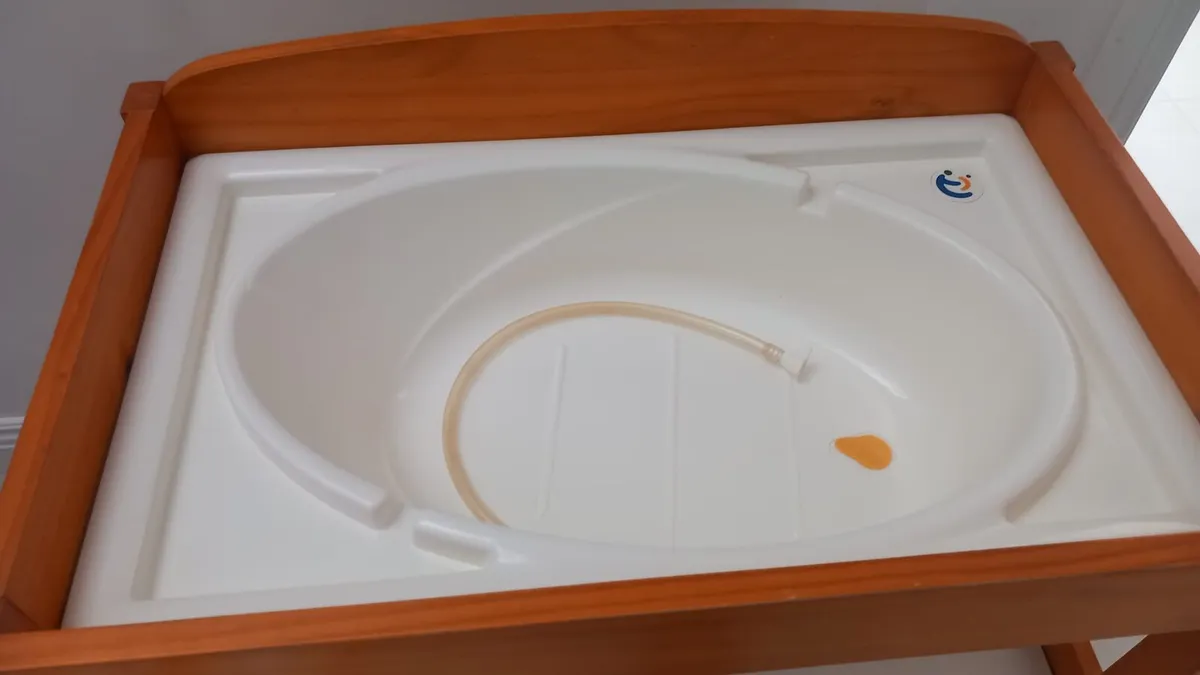 Baby changing unit - Image 4