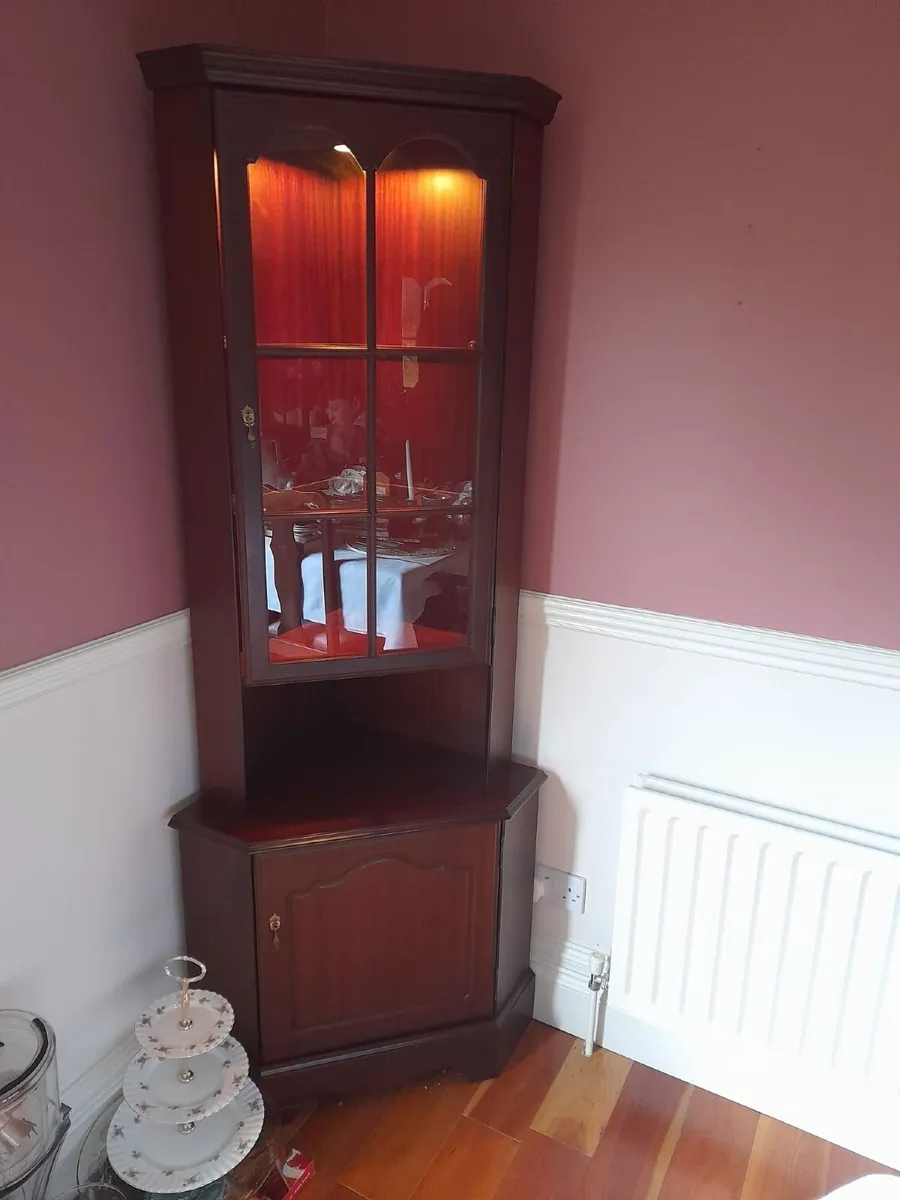 Mahogoney Corner Units - Image 2