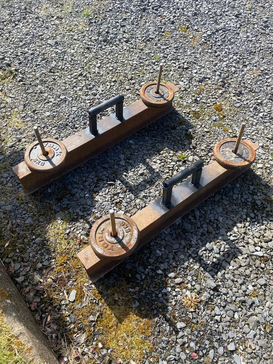 Farmers carry - Image 2