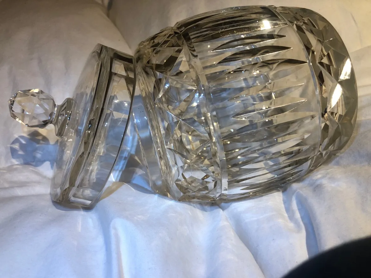 Vintage Crystal Biscuit Barrell / Ornament - Image 2