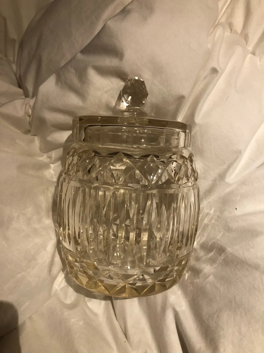 Vintage Crystal Biscuit Barrell / Ornament - Image 4