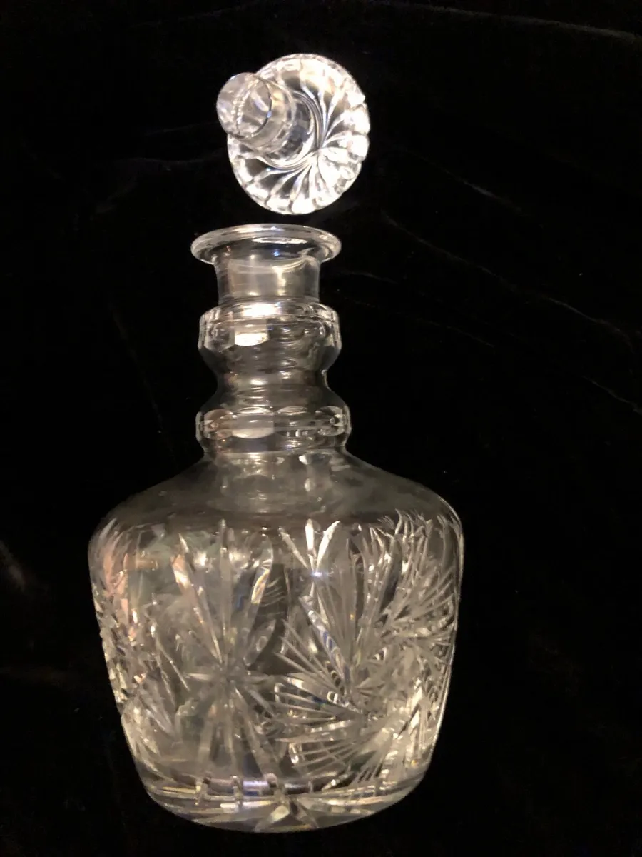 American Whiskey Crystal Decanter - Image 2
