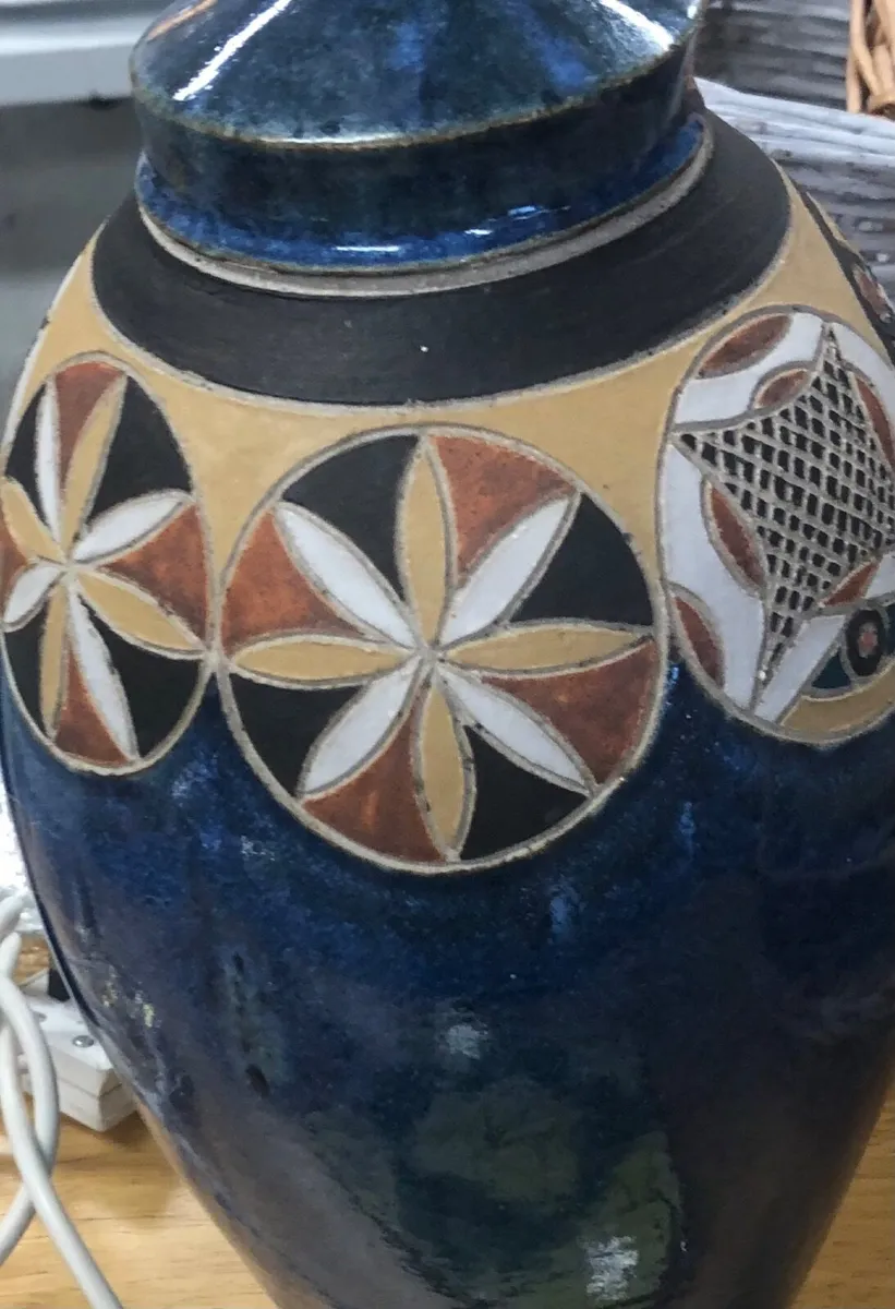 Ceramic Lamp - Image 3