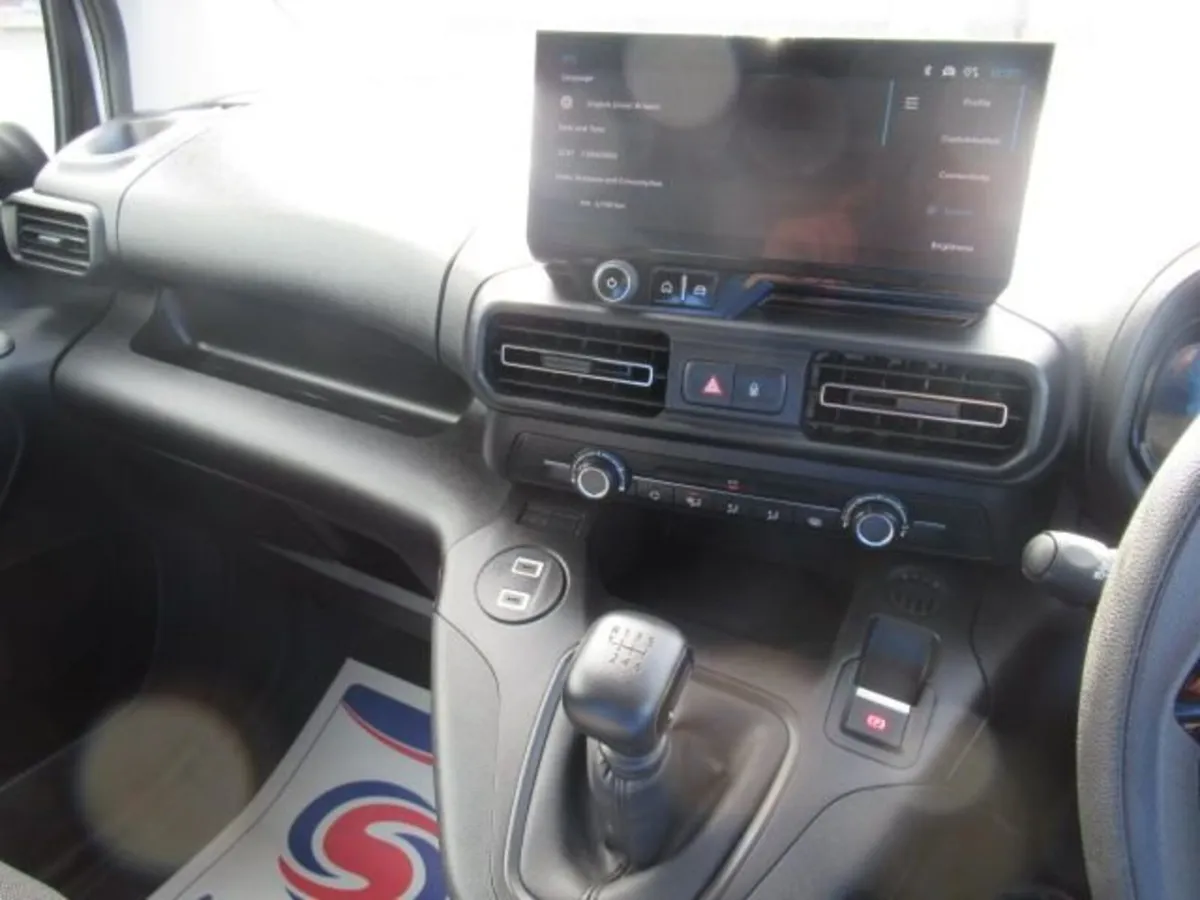 1.5 BlueHDi 1000 Enterprise (s/s) (100 ps) M Panel - Image 4