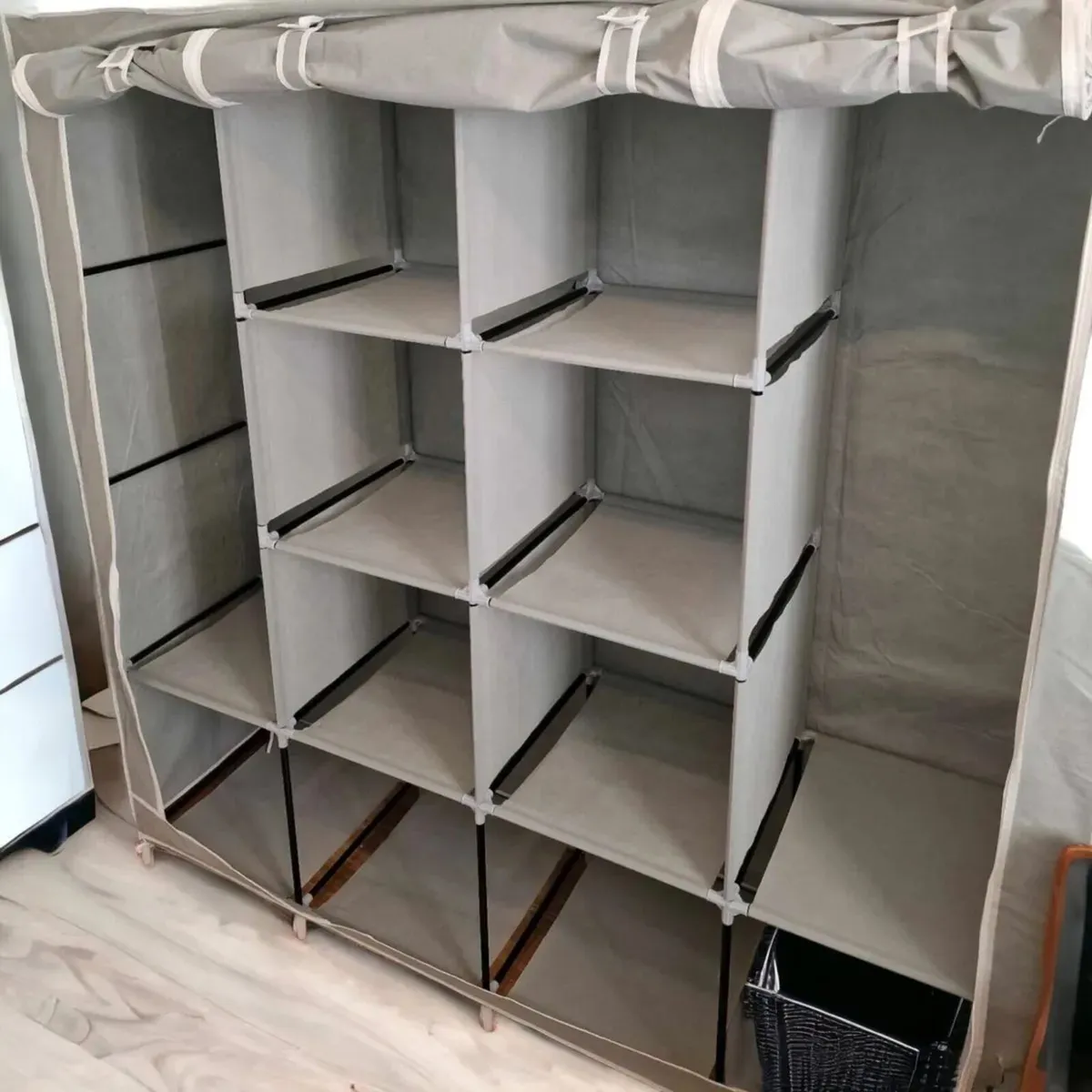 Wardrobe portable 170x45x170 brand new