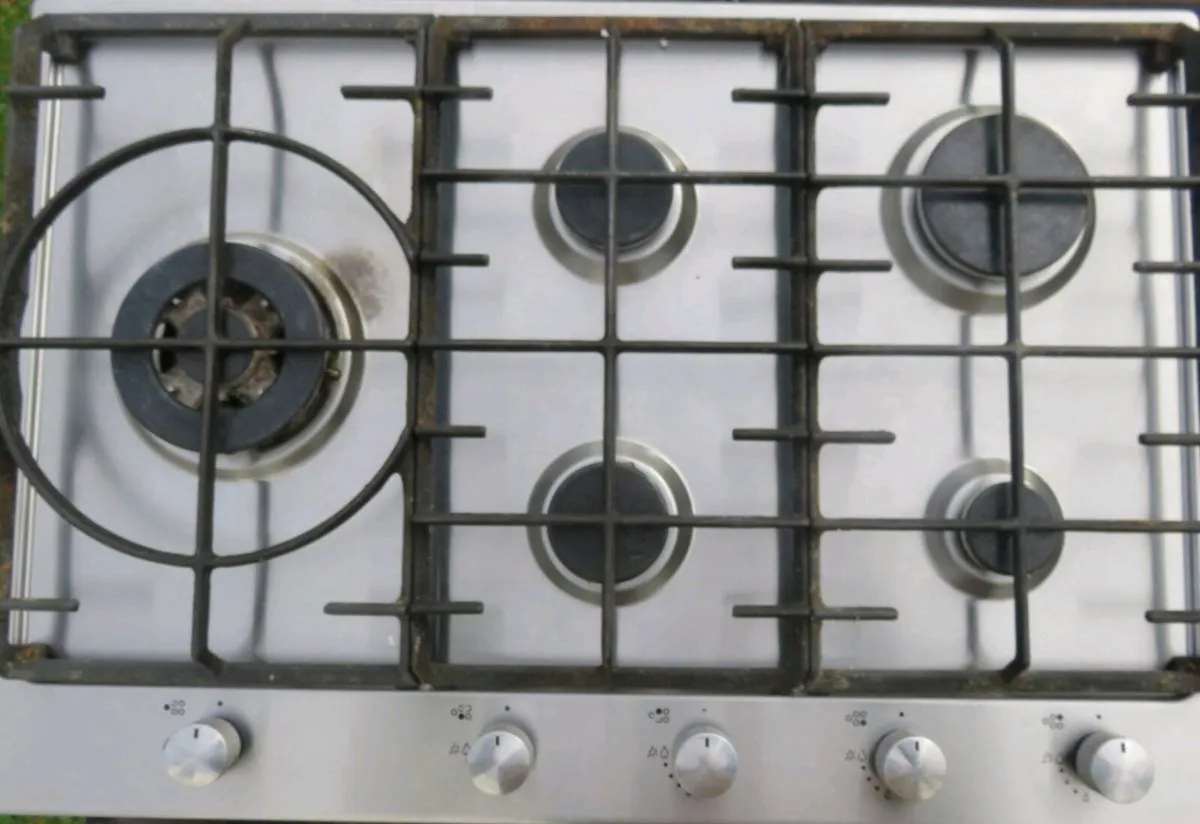 Gas hob 74.5cmx51cm, set for butane. - Image 2
