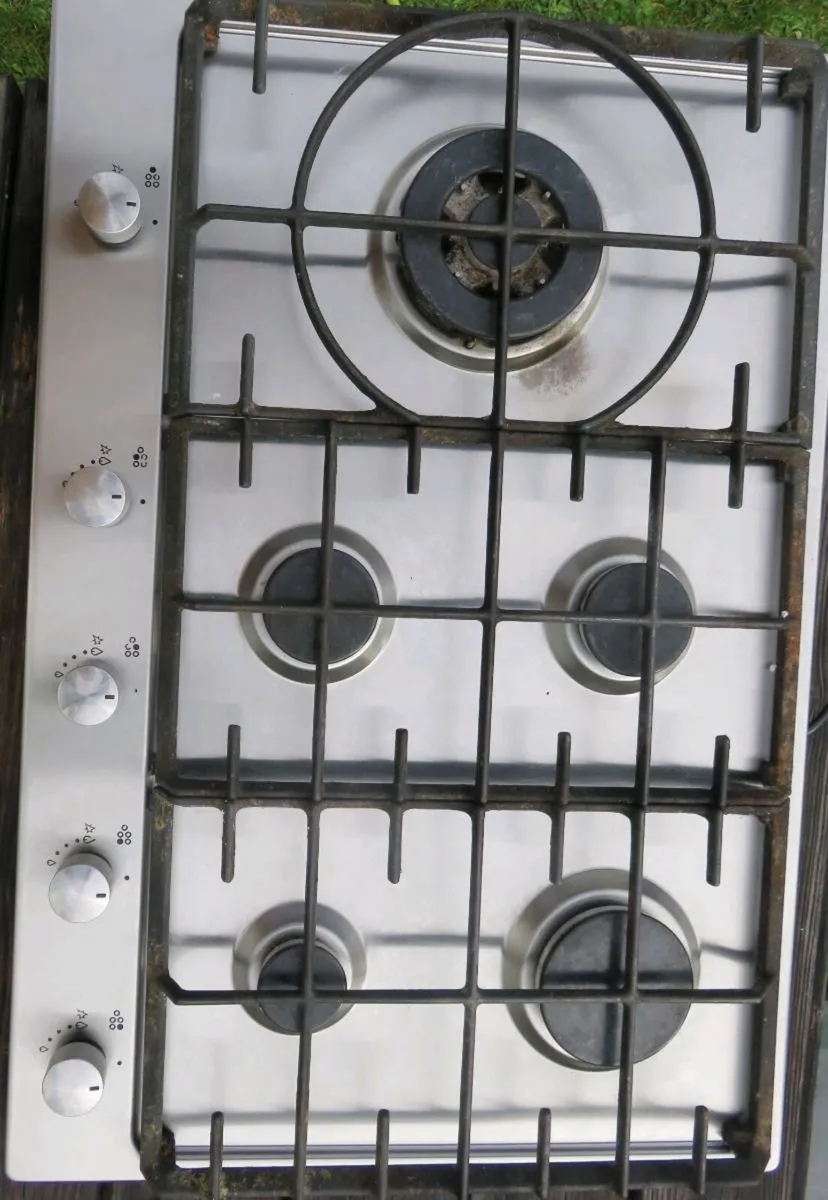 Gas hob 74.5cmx51cm, set for butane. - Image 3