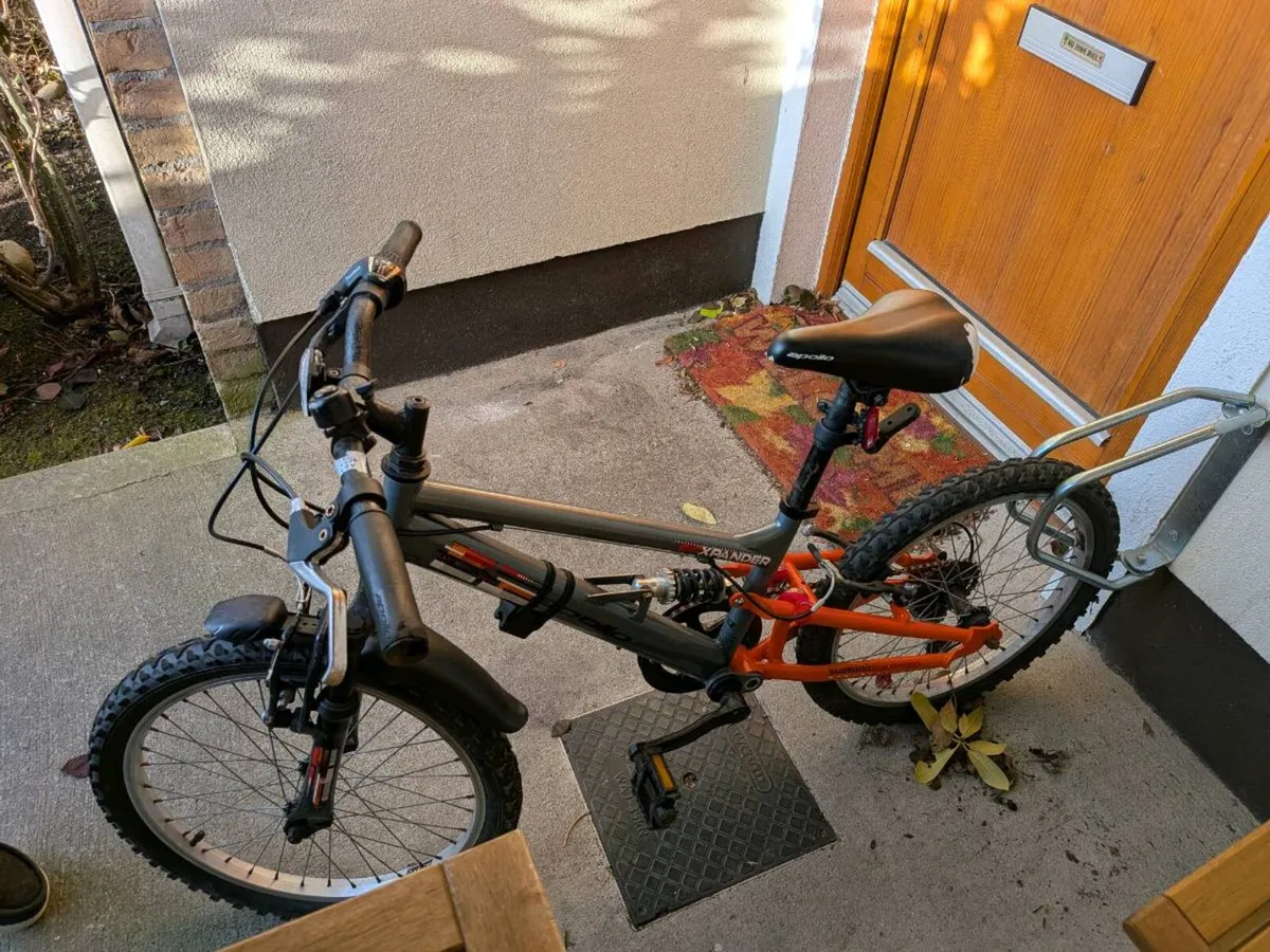 Apollo Xpander junior mountain bike. - Image 1