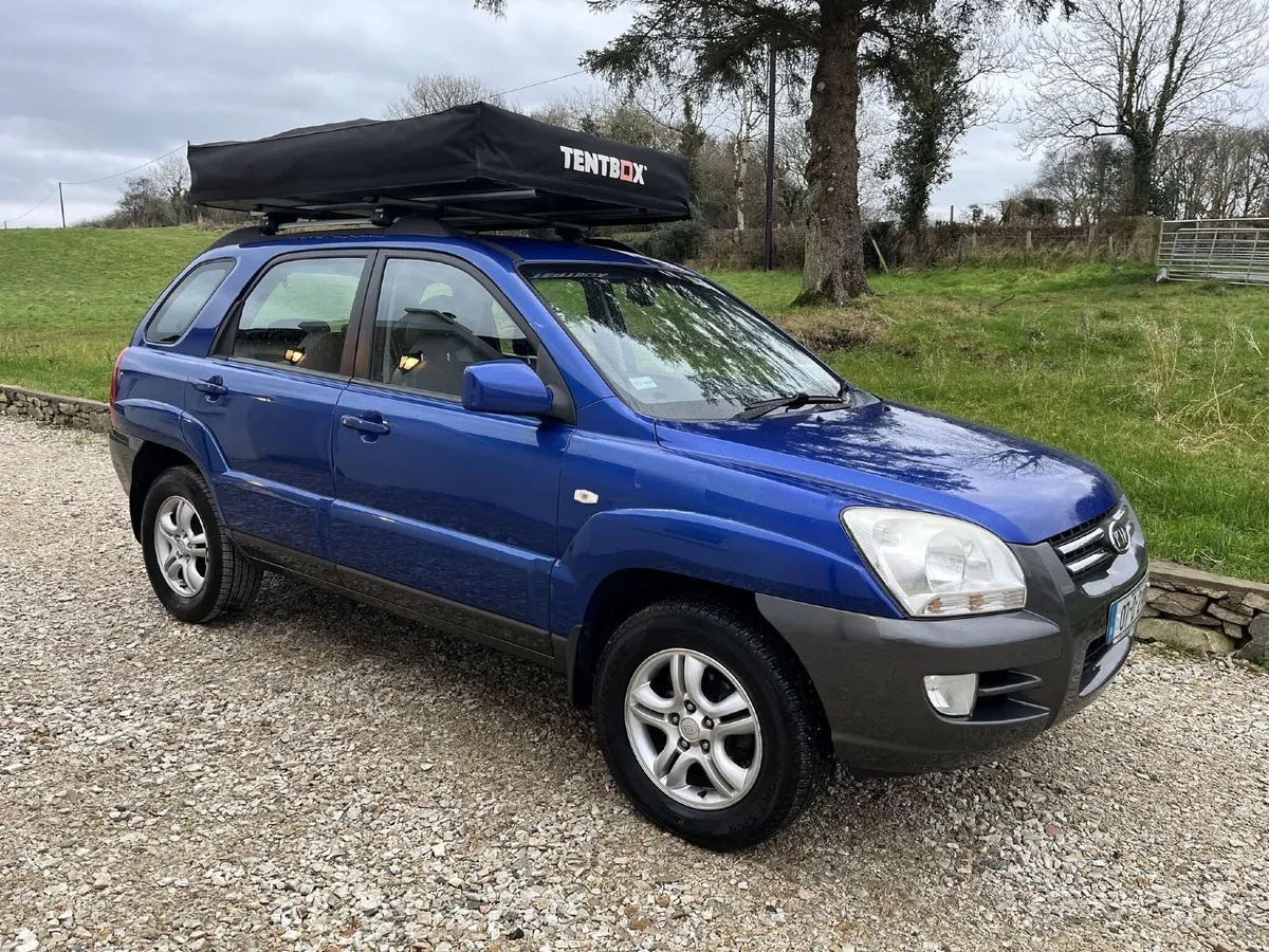 TentBox Lite XL roof tent: like-new condition - Image 2
