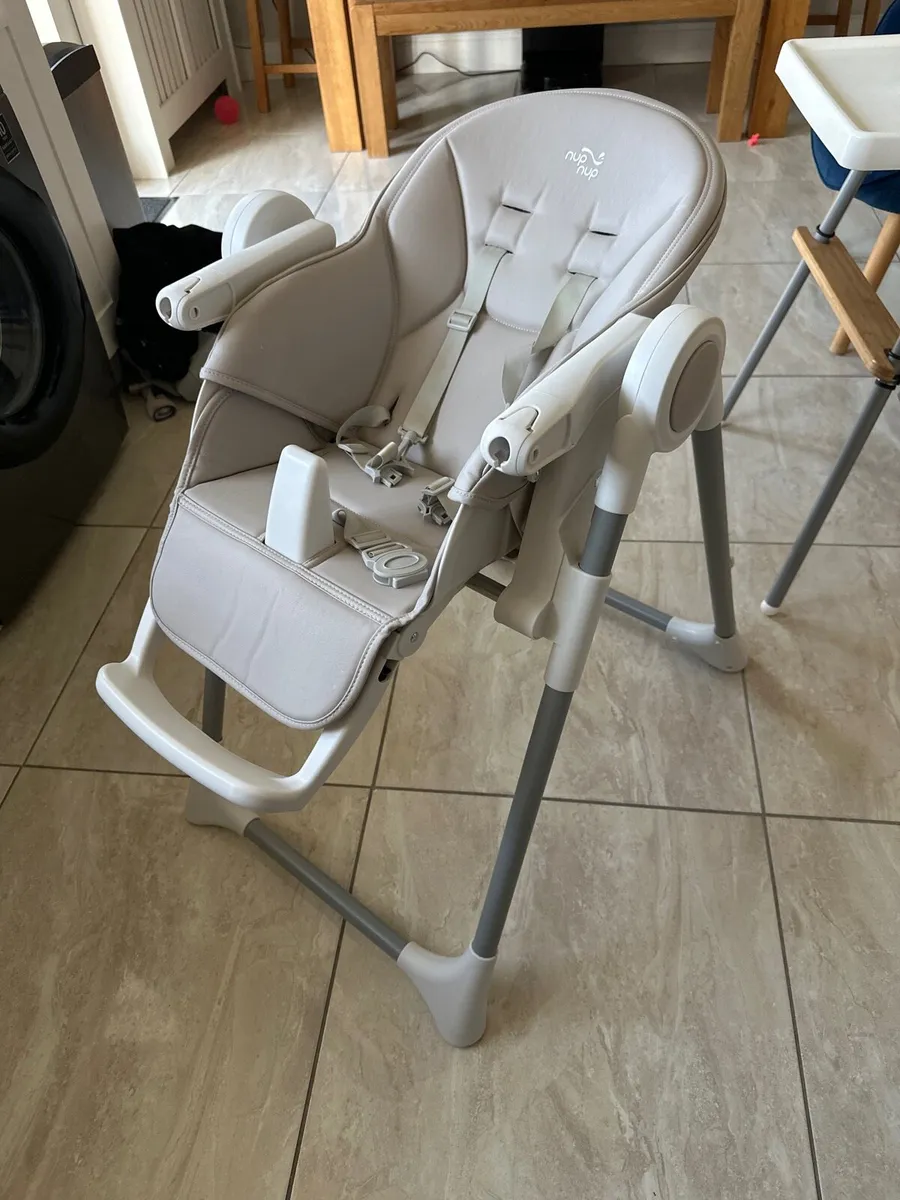Nup Nup High Chair