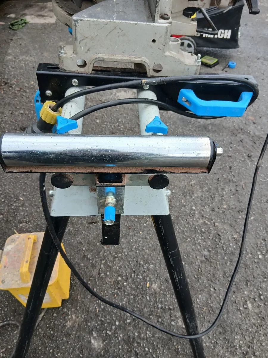 Dewalt 712Lk working 100-percent perfect - Image 3