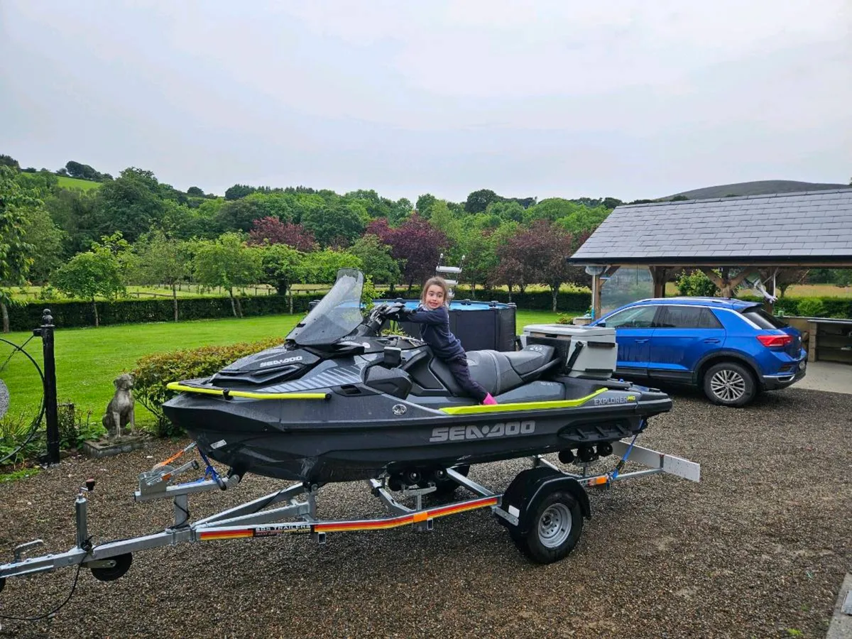 Seadoo Explorer pro 230 like new - Image 1