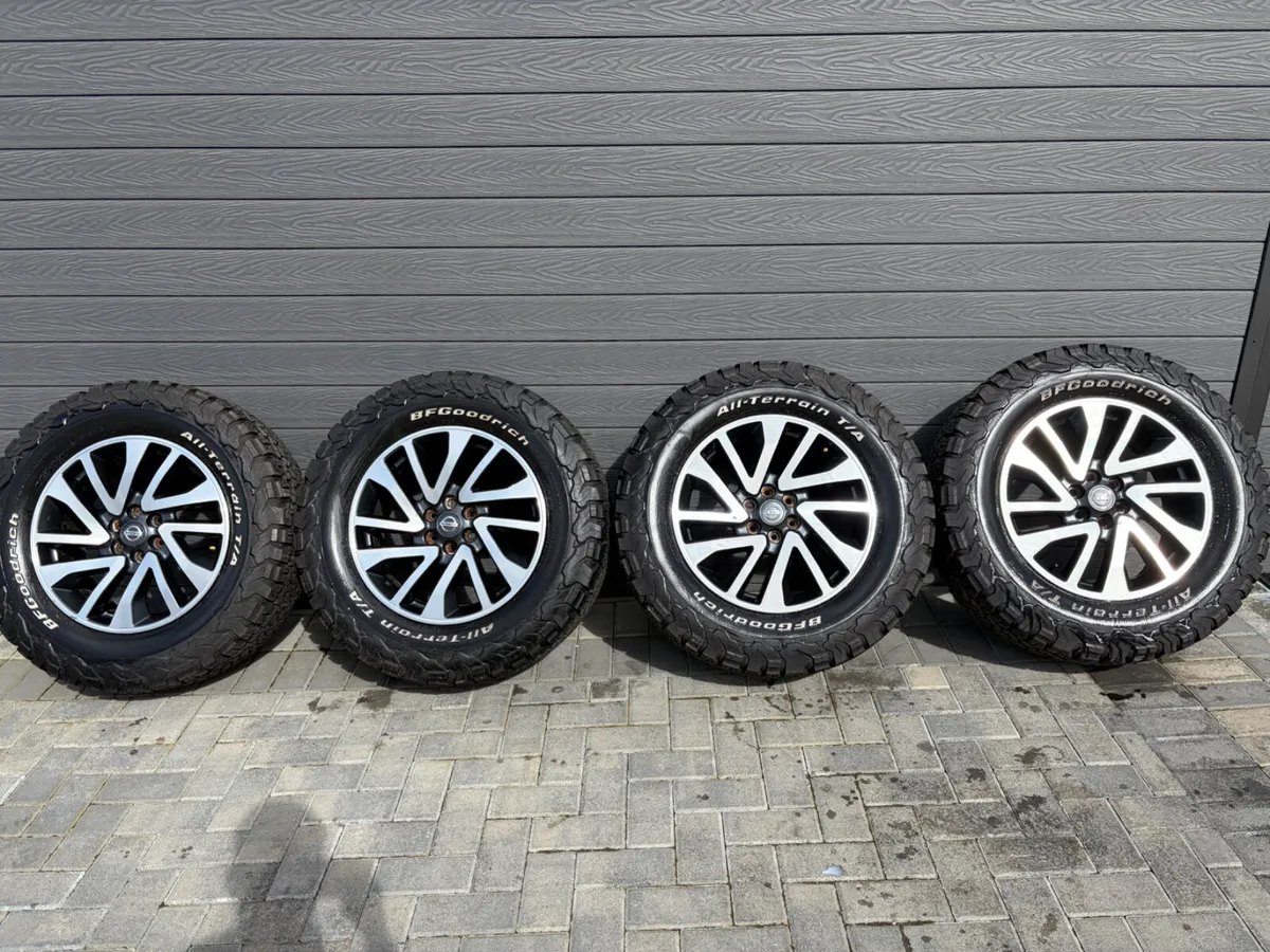 18” GENUINE NISSAN NAVARA ALLOY WHEELS & TYRES - Image 2