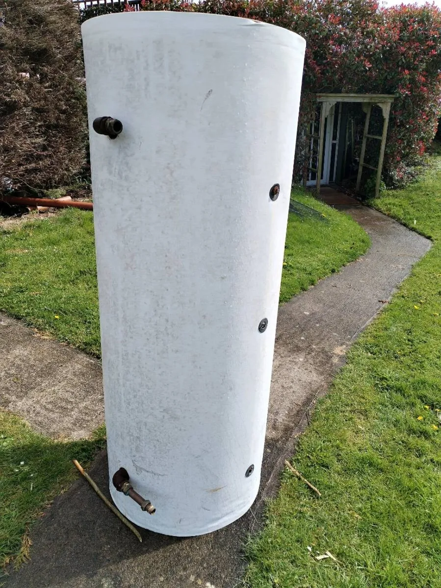 Buffer tank - Image 1