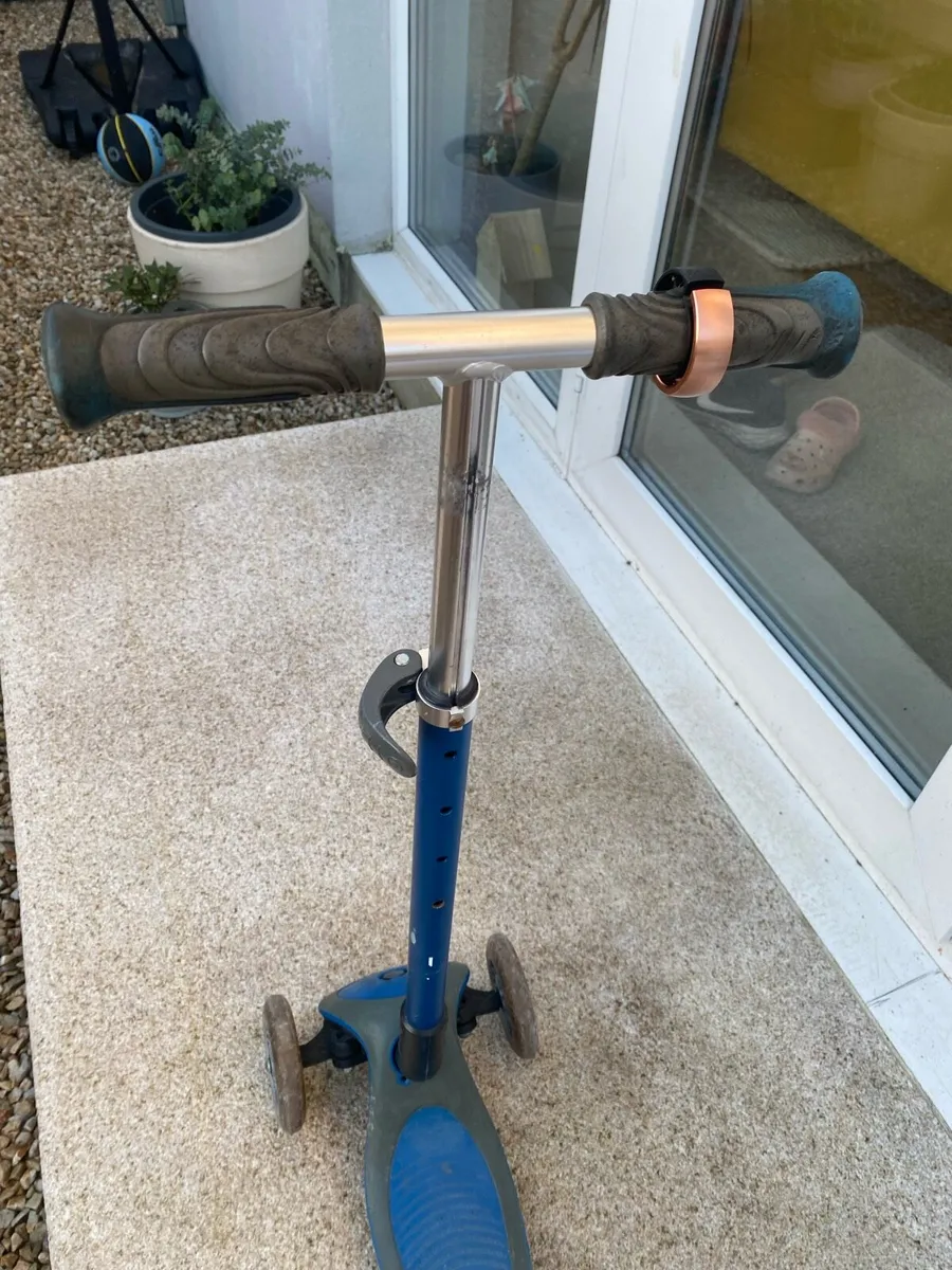 Scooter - Image 3