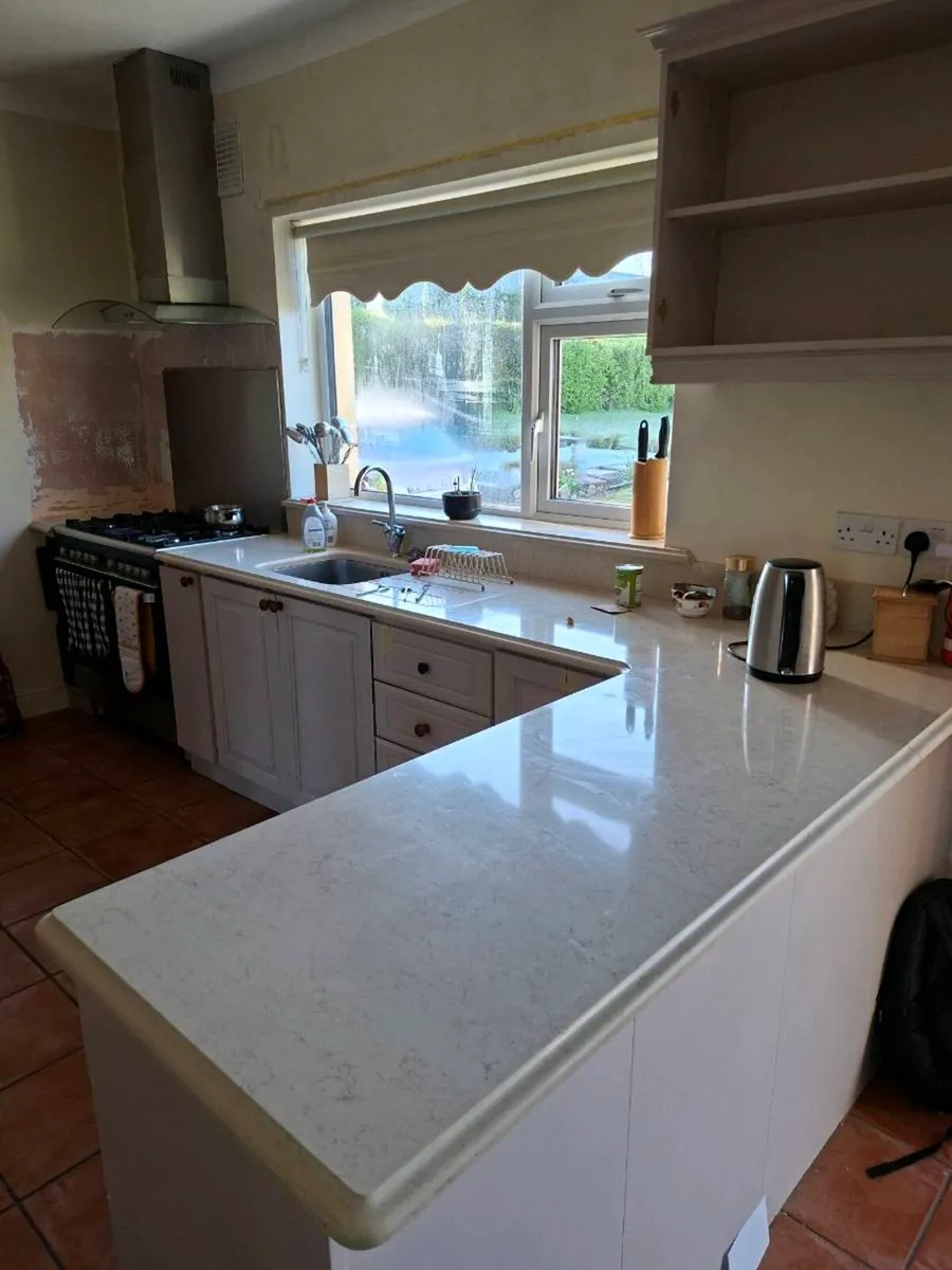 Quartz kitchen worktop - Image 2