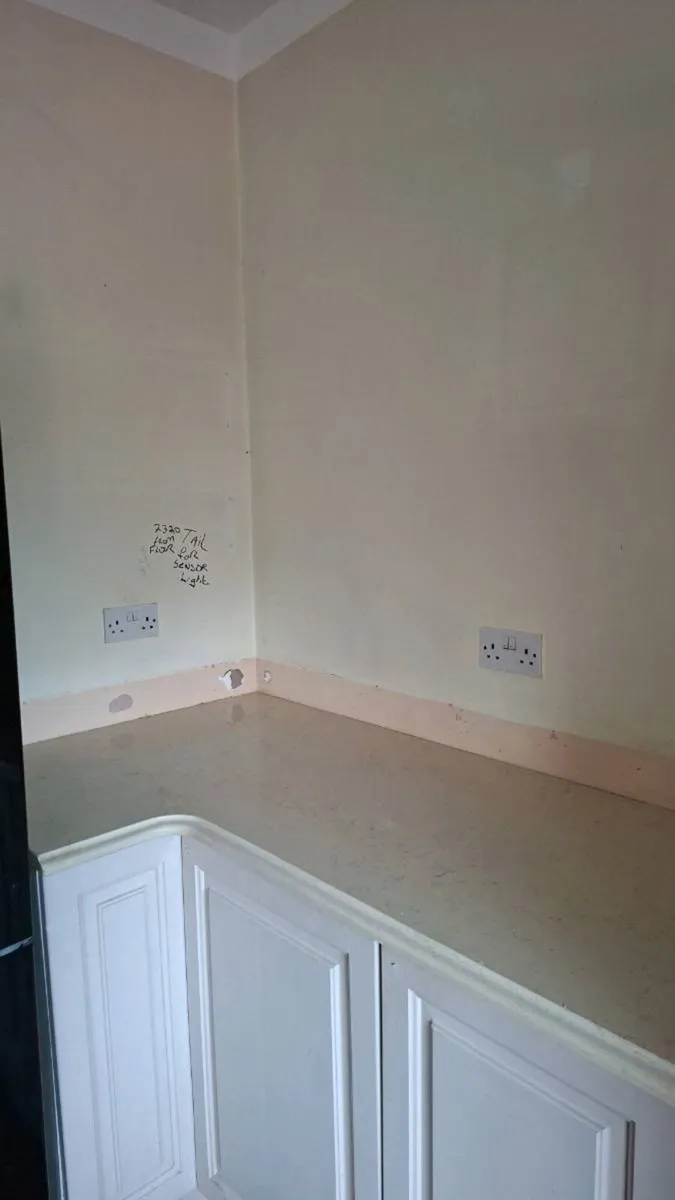 Quartz kitchen worktop - Image 4