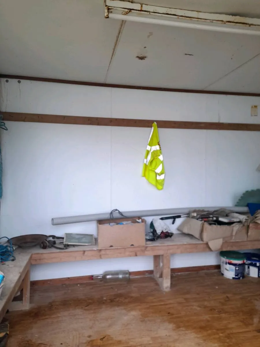 Container, Porta cabin, oil tank - Image 1